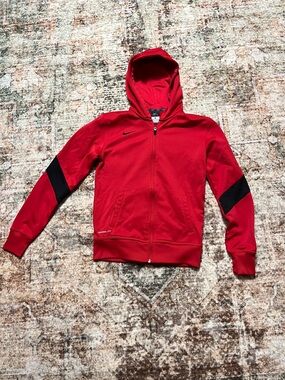 Nike red thermal fit women’s jacket - size XS